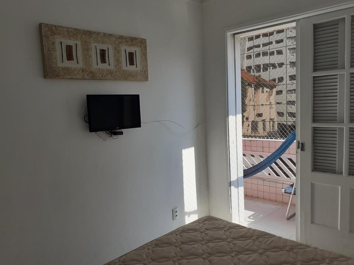 Apartamento Vento E Mar - 2 Quartos Com Sacada Na Quadra Da Praia Do Gonzaga Santos Kültér fotó