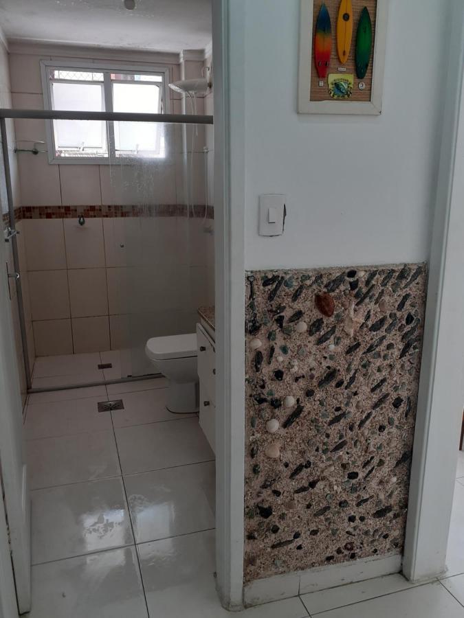 Apartamento Vento E Mar - 2 Quartos Com Sacada Na Quadra Da Praia Do Gonzaga Santos Kültér fotó