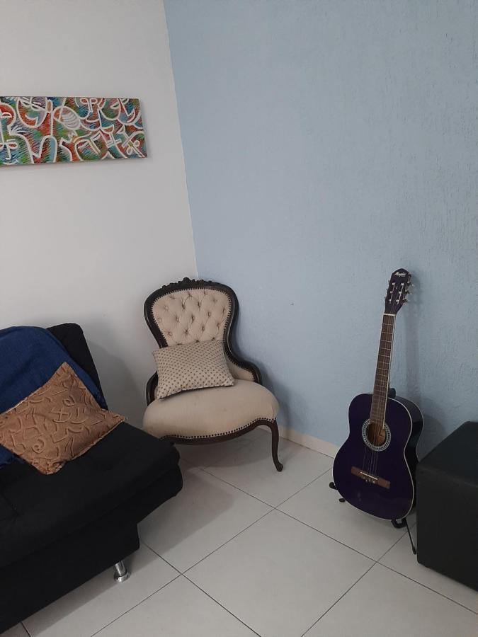 Apartamento Vento E Mar - 2 Quartos Com Sacada Na Quadra Da Praia Do Gonzaga Santos Kültér fotó
