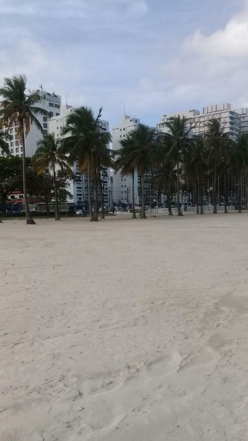 Apartamento Vento E Mar - 2 Quartos Com Sacada Na Quadra Da Praia Do Gonzaga Santos Kültér fotó